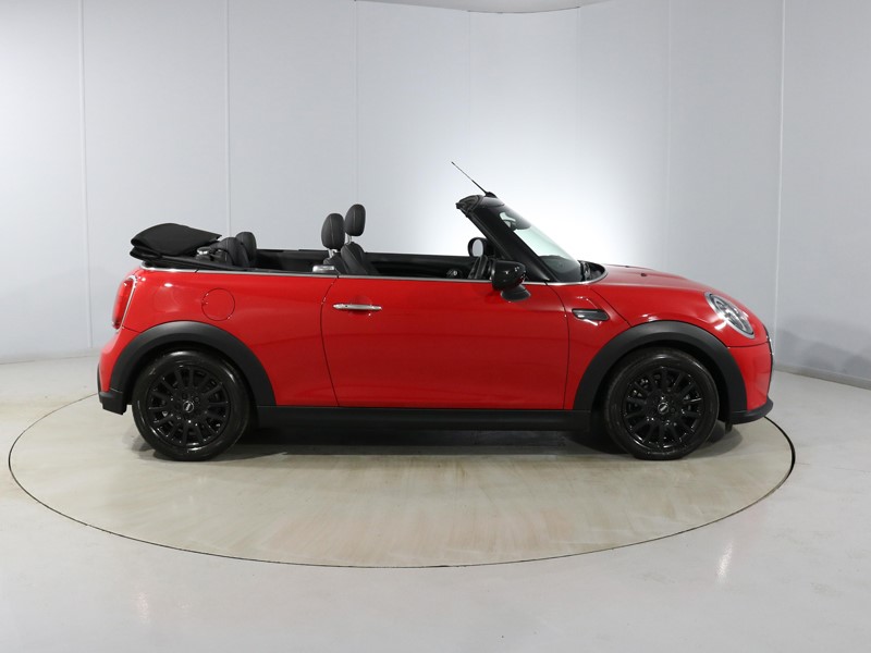 2023 (23) MINI CONVERTIBLE 1.5 Cooper Classic Premium 2dr Auto 4340185