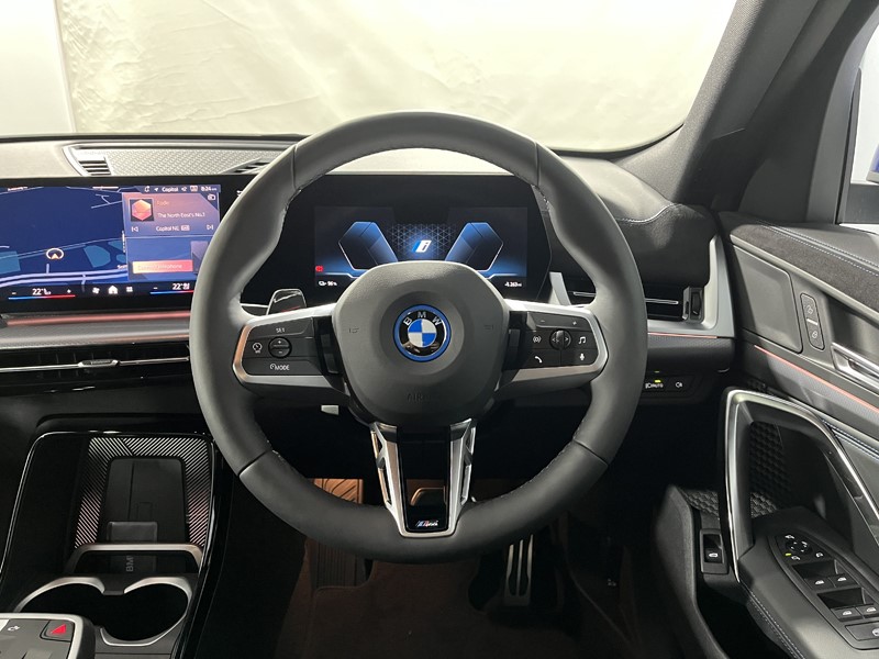 2025 (25) BMW iX2 150kW eDrive20 M Sport 65kWh 5dr Auto 4506665