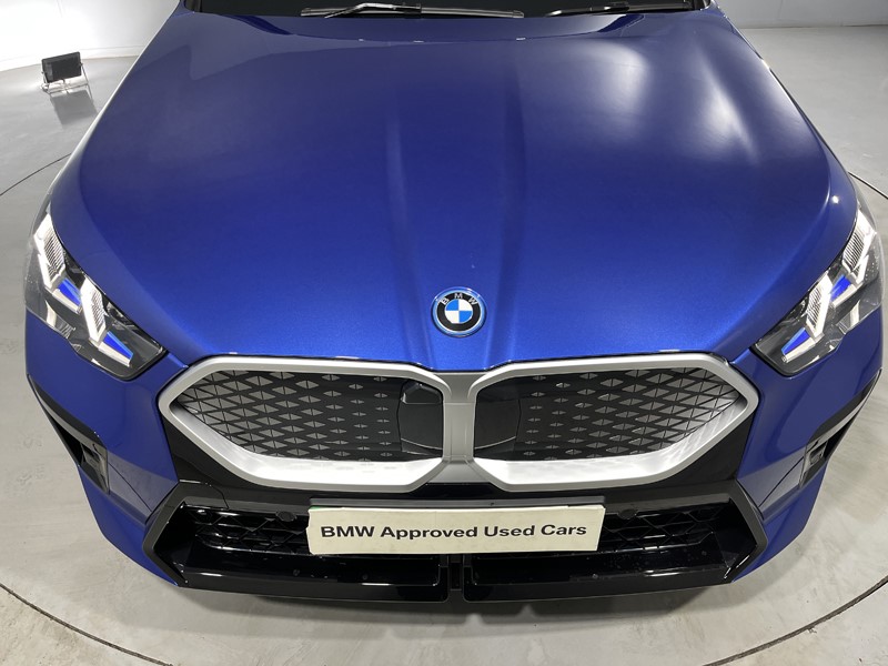 2025 (25) BMW iX2 150kW eDrive20 M Sport 65kWh 5dr Auto 4506698