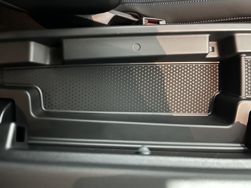 2025 (25) BMW iX2 150kW eDrive20 M Sport 65kWh 5dr Auto 4992655