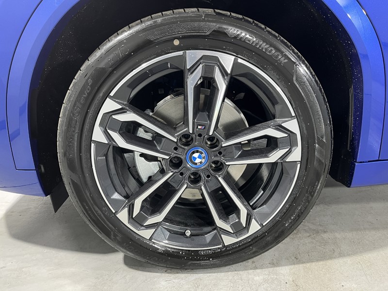 2025 (25) BMW iX2 150kW eDrive20 M Sport 65kWh 5dr Auto 4506674