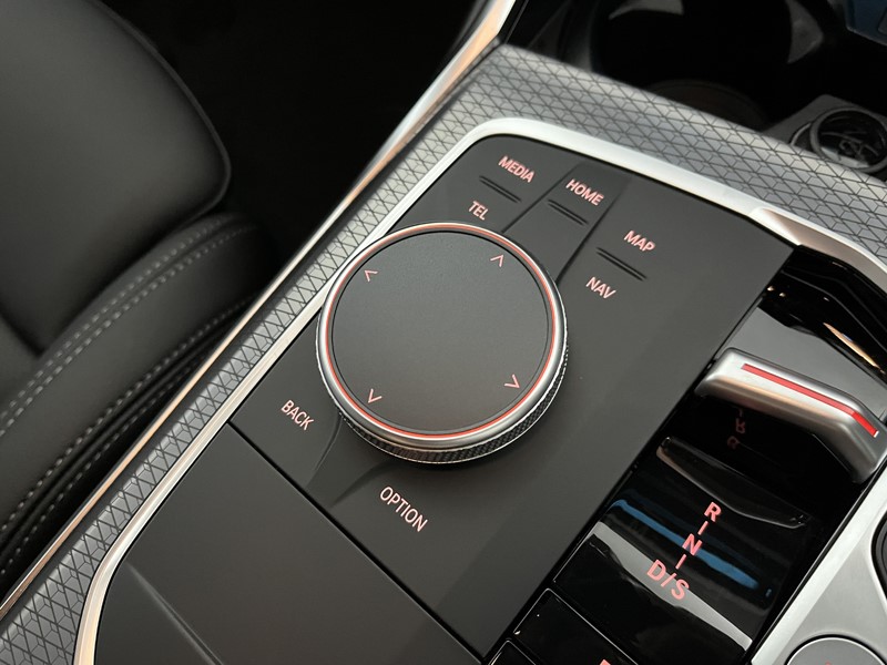 2025 (25) BMW 3 SERIES 330e 22.3 kWh M Sport 5dr Step Auto 4605173