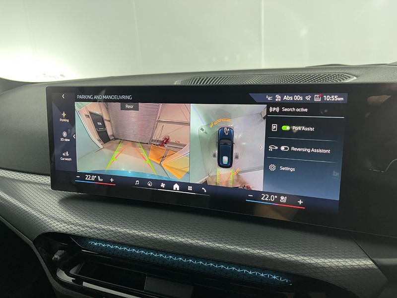 2025 (25) BMW 3 SERIES 330e 22.3 kWh M Sport 5dr Step Auto 4605157