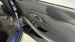 2025 (25) BMW 3 SERIES 330e 22.3 kWh M Sport 5dr Step Auto 4605159