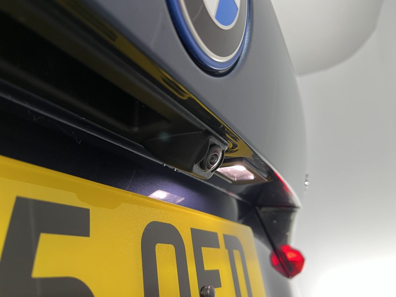 2025 (25) BMW 3 SERIES 330e 22.3 kWh M Sport 5dr Step Auto 4605185