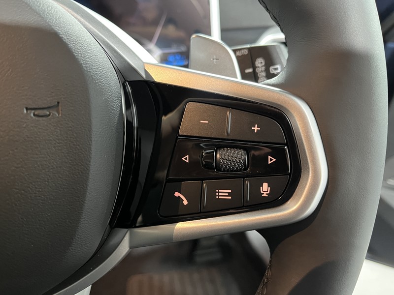 2025 (25) BMW 3 SERIES 330e 22.3 kWh M Sport 5dr Step Auto 4605164