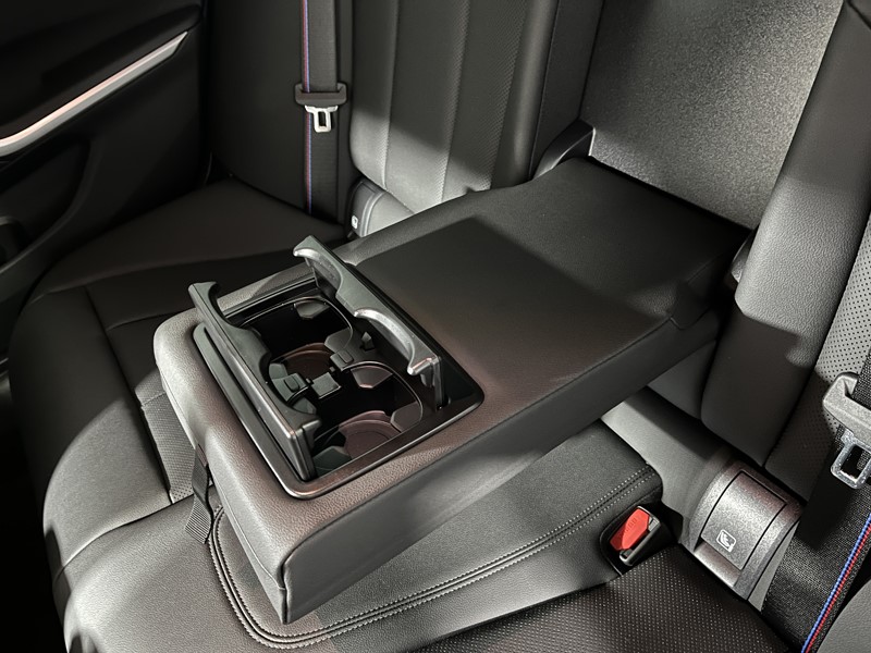 2025 (25) BMW 3 SERIES 330e 22.3 kWh M Sport 5dr Step Auto 4605177