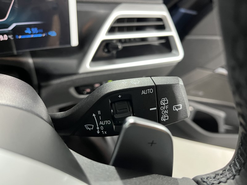 2025 (25) BMW 3 SERIES 330e 22.3 kWh M Sport 5dr Step Auto 4605165