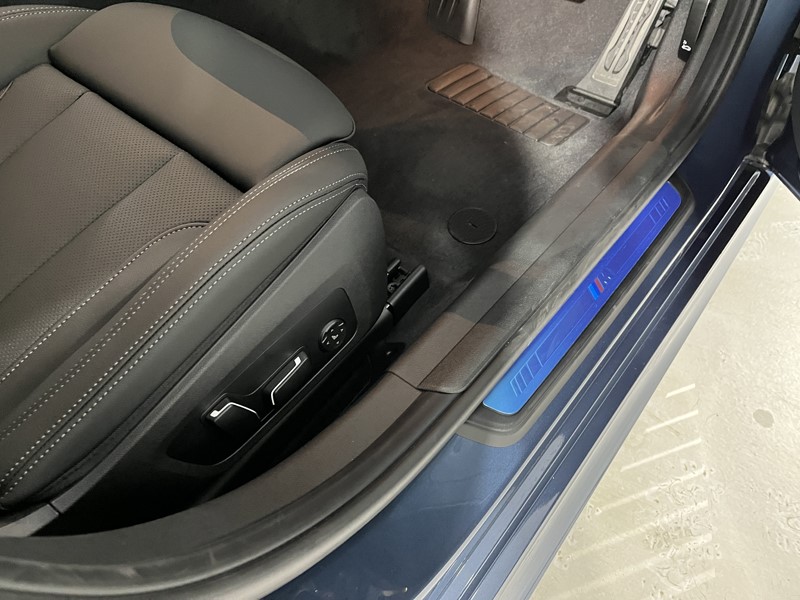 2025 (25) BMW 3 SERIES 330e 22.3 kWh M Sport 5dr Step Auto 4605158