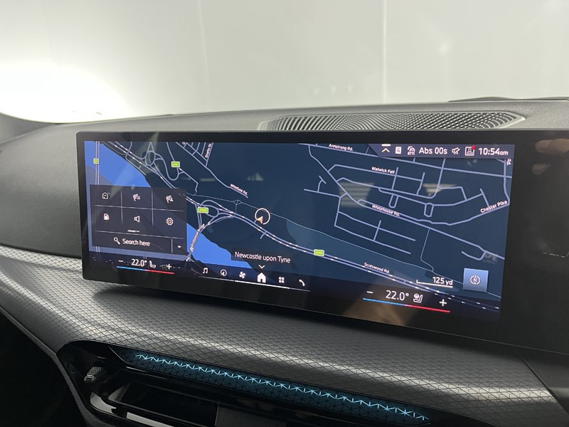 2025 (25) BMW 3 SERIES 330e 22.3 kWh M Sport 5dr Step Auto 4605156