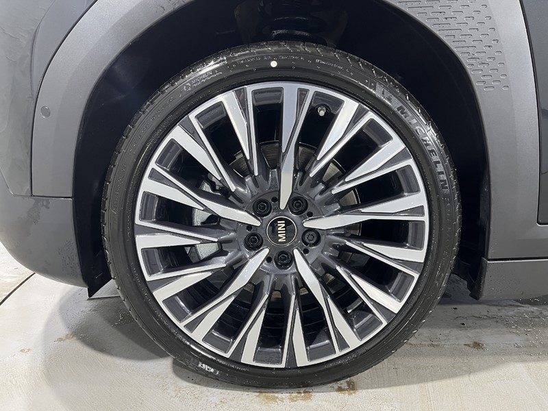2025 (74) MINI ACEMAN 135kW E Exclusive 43kWh 5dr Auto 4338221