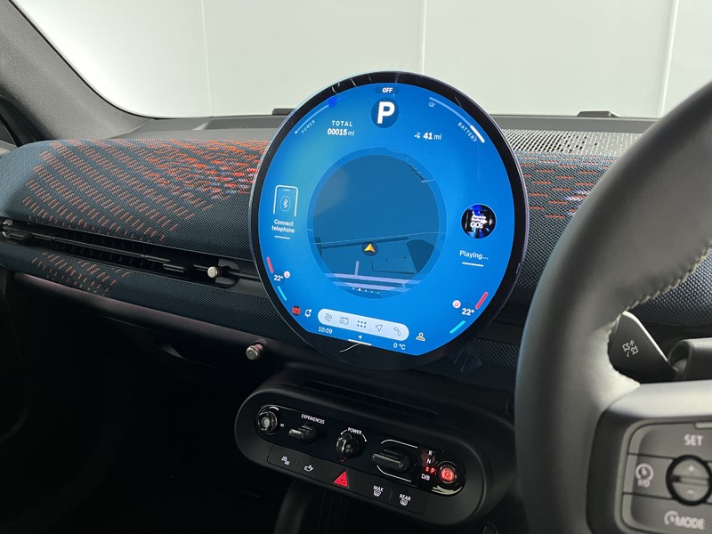 2025 (74) MINI ACEMAN 135kW E Exclusive 43kWh 5dr Auto 4338215
