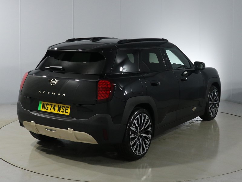 2025 (74) MINI ACEMAN 135kW E Exclusive 43kWh 5dr Auto 4338252