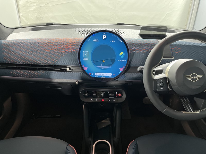 2025 (74) MINI ACEMAN 135kW E Exclusive 43kWh 5dr Auto 4338211