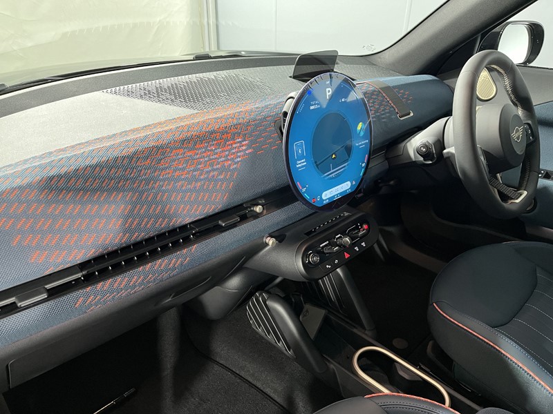 2025 (74) MINI ACEMAN 135kW E Exclusive 43kWh 5dr Auto 4338214