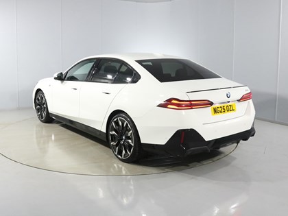 2025 (25) BMW 5 SERIES 520i M Sport Pro 4dr Auto