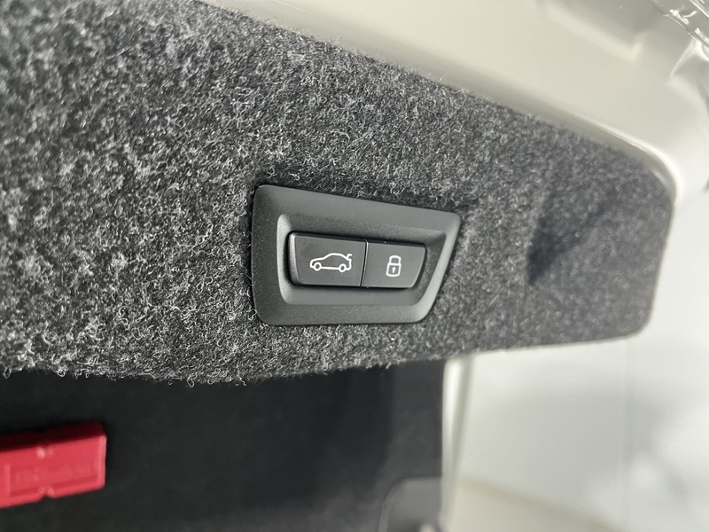 2025 (25) BMW 5 SERIES 520i M Sport Pro 4dr Auto 4687600