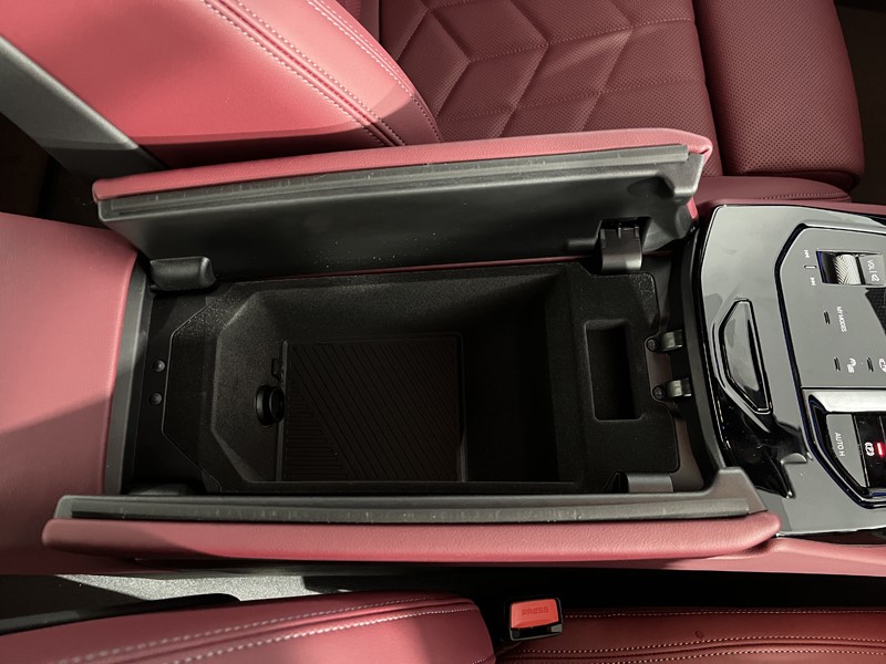 2025 (25) BMW I5 250kW eDrive40 M Sport Pro 84kWh 4dr Auto 4688335