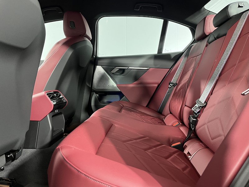 2025 (25) BMW I5 250kW eDrive40 M Sport Pro 84kWh 4dr Auto 4688337