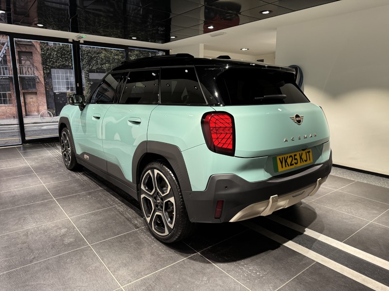 2025 (25) MINI ACEMAN 135kW E Exclusive [Level 2] 43kWh 5dr Auto