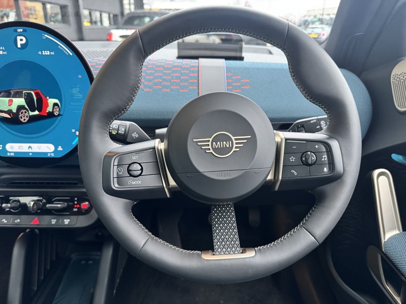 2025 (25) MINI ACEMAN 135kW E Exclusive [Level 2] 43kWh 5dr Auto 5052940