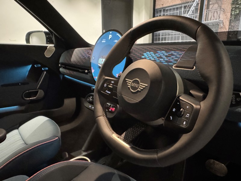 2025 (25) MINI ACEMAN 135kW E Exclusive [Level 2] 43kWh 5dr Auto 5042908