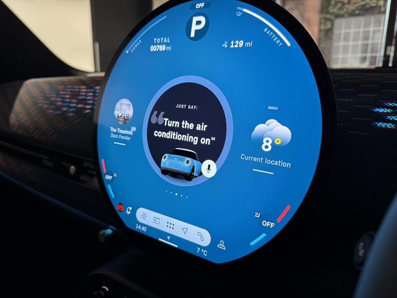 2025 (25) MINI ACEMAN 135kW E Exclusive [Level 2] 43kWh 5dr Auto 5042934