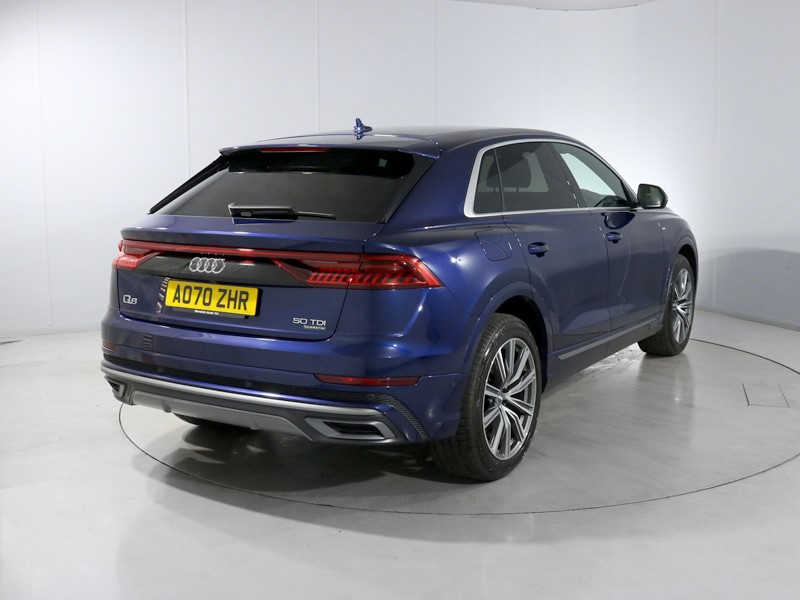 2020 (70) AUDI Q8 50 TDI Quattro S Line 5dr Tiptronic [Leather] 4763461