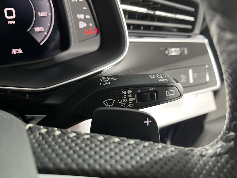 2020 (70) AUDI Q8 50 TDI Quattro S Line 5dr Tiptronic [Leather] 4763468