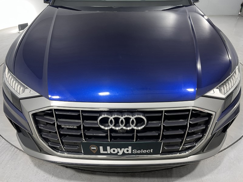 2020 (70) AUDI Q8 50 TDI Quattro S Line 5dr Tiptronic [Leather] 4763458
