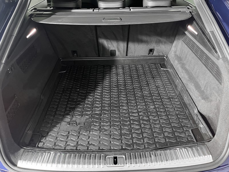 2020 (70) AUDI Q8 50 TDI Quattro S Line 5dr Tiptronic [Leather] 4763448