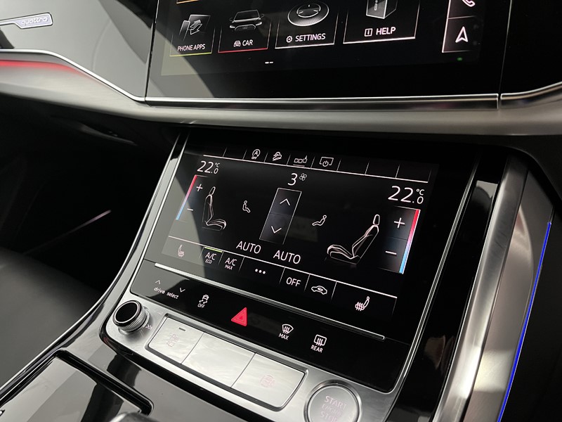 2020 (70) AUDI Q8 50 TDI Quattro S Line 5dr Tiptronic [Leather] 4763472