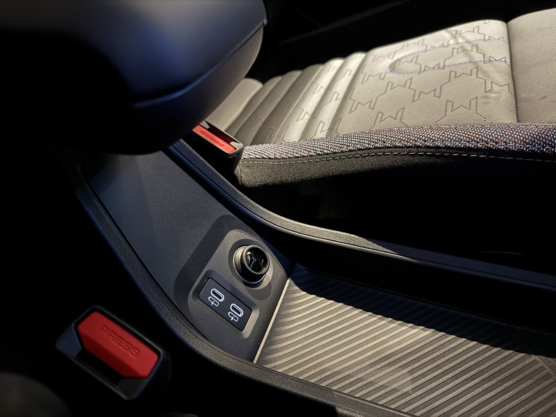 2025 (25) MINI COOPER 2.0 S Classic 5dr Auto 5042246