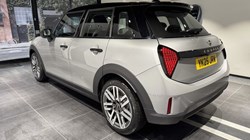 2025 (25) MINI COOPER 2.0 S Classic 5dr Auto 5042220