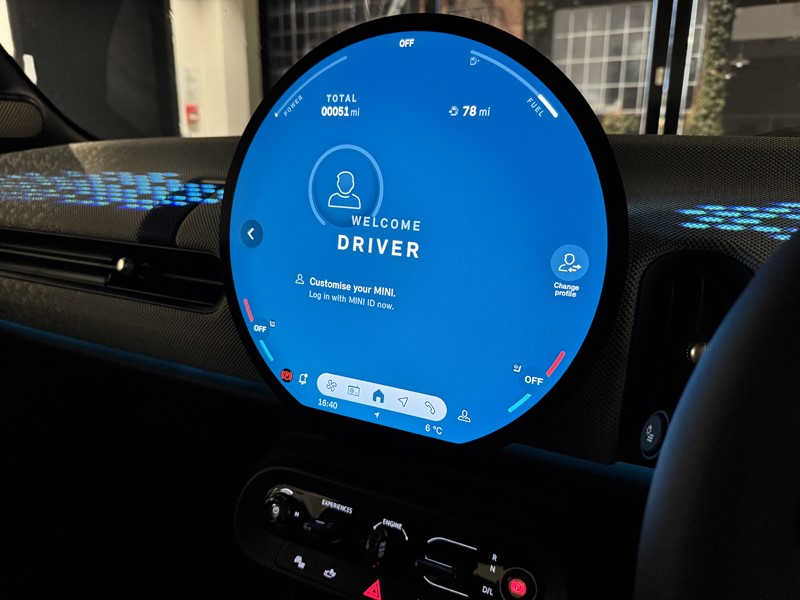 2025 (25) MINI COOPER 2.0 S Exclusive 2dr Auto 5050427