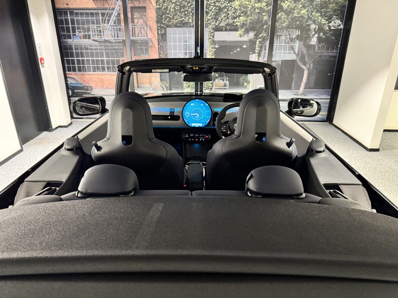 2025 (25) MINI COOPER 2.0 S Exclusive 2dr Auto 5050459