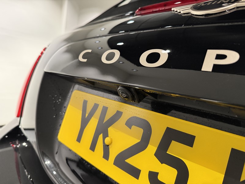 2025 (25) MINI COOPER 2.0 S Exclusive 2dr Auto 5050462