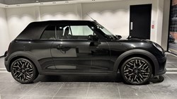 2025 (25) MINI COOPER 2.0 S Exclusive 2dr Auto 5050422
