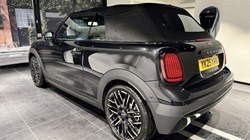 2025 (25) MINI COOPER 2.0 S Exclusive 2dr Auto 5050421