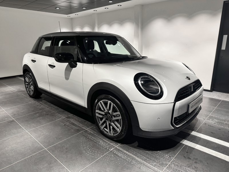 2025 (25) MINI COOPER 1.5 C Classic 5dr Auto