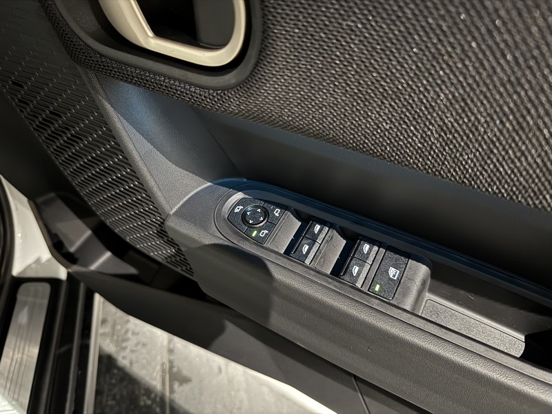 2025 (25) MINI COOPER 1.5 C Classic 5dr Auto 5042354