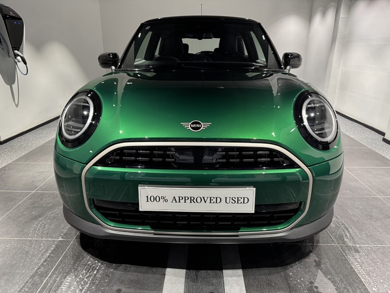 2025 (25) MINI COOPER 1.5 C Exclusive 3dr Auto 5042488