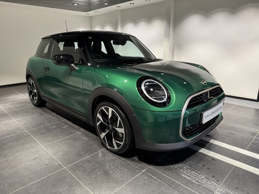 2025 (25) MINI COOPER 1.5 C Exclusive 3dr Auto