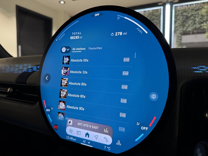 2025 (25) MINI COOPER 1.5 C Exclusive 3dr Auto 5042501