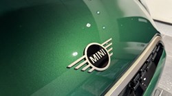 2025 (25) MINI COOPER 1.5 C Exclusive 3dr Auto 5042512