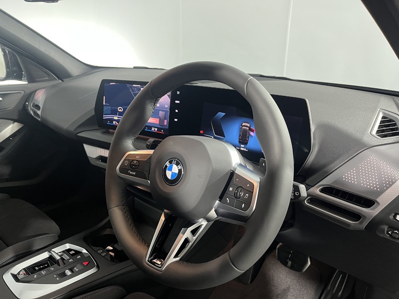 2025 (25) BMW 1 SERIES 120 M Sport 5dr Step Auto 4740780