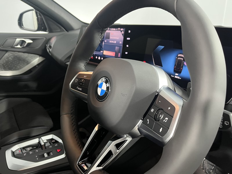 2025 (25) BMW 1 SERIES 120 M Sport 5dr Step Auto 4740796
