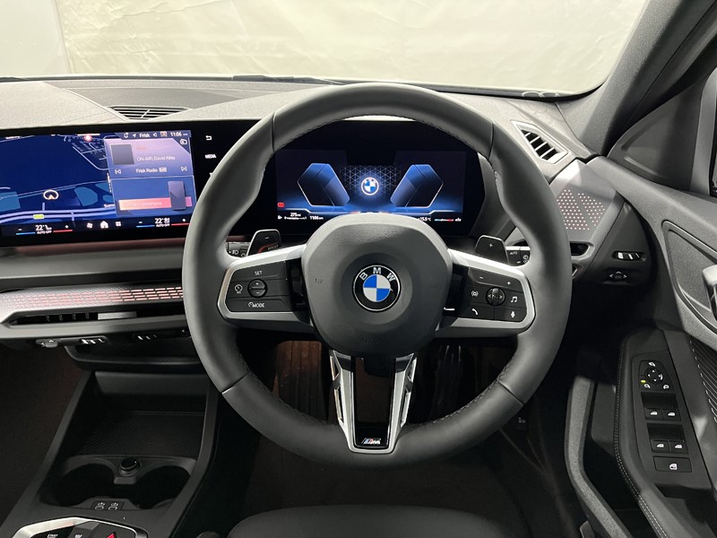 2025 (25) BMW 1 SERIES 120 M Sport 5dr Step Auto 4504583