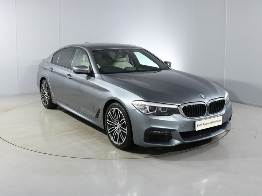2020 (20) BMW 5 SERIES 520d xDrive M Sport 4dr Auto