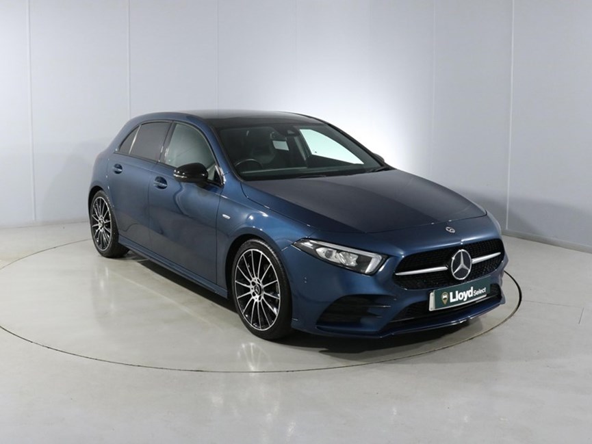 2021 (21) MERCEDES-BENZ A CLASS A200d Exclusive Edition 5dr Auto